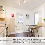 - Victorian Townhouse - 5 Bedrooms - Sleeps 9 Nyaraló *
