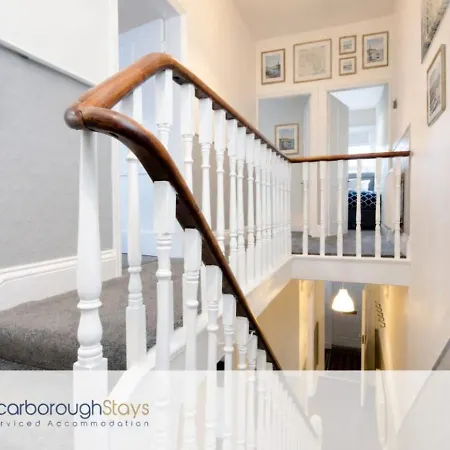 - Victorian Townhouse - 5 Bedrooms - Sleeps 9 Дом отдыха