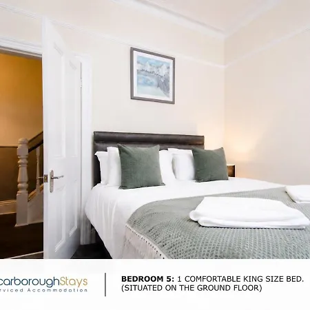 Дом отдыха - Victorian Townhouse - 5 Bedrooms - Sleeps 9 *