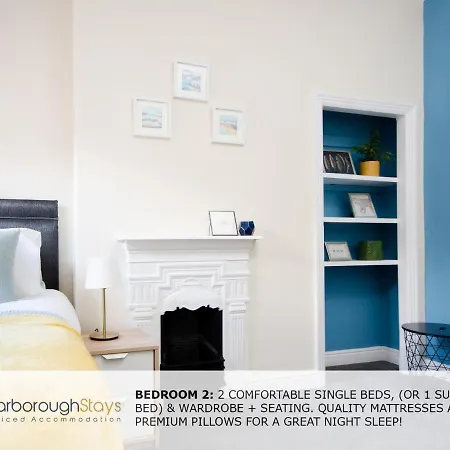 - Victorian Townhouse - 5 Bedrooms - Sleeps 9 *