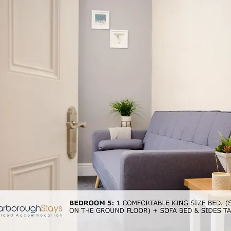 Holiday home - Victorian Townhouse - 5 Bedrooms - Sleeps 9 Scarborough
