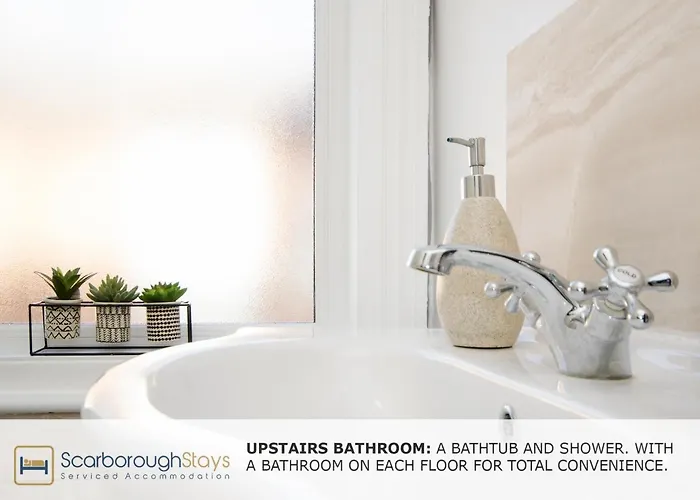 Dom wakacyjny - Victorian Townhouse - 5 Bedrooms - Sleeps 9 *