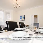 Ferienhaus - Victorian Townhouse - 5 Bedrooms - Sleeps 9